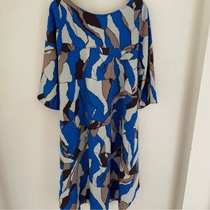 Manuhealii Top with Long Back